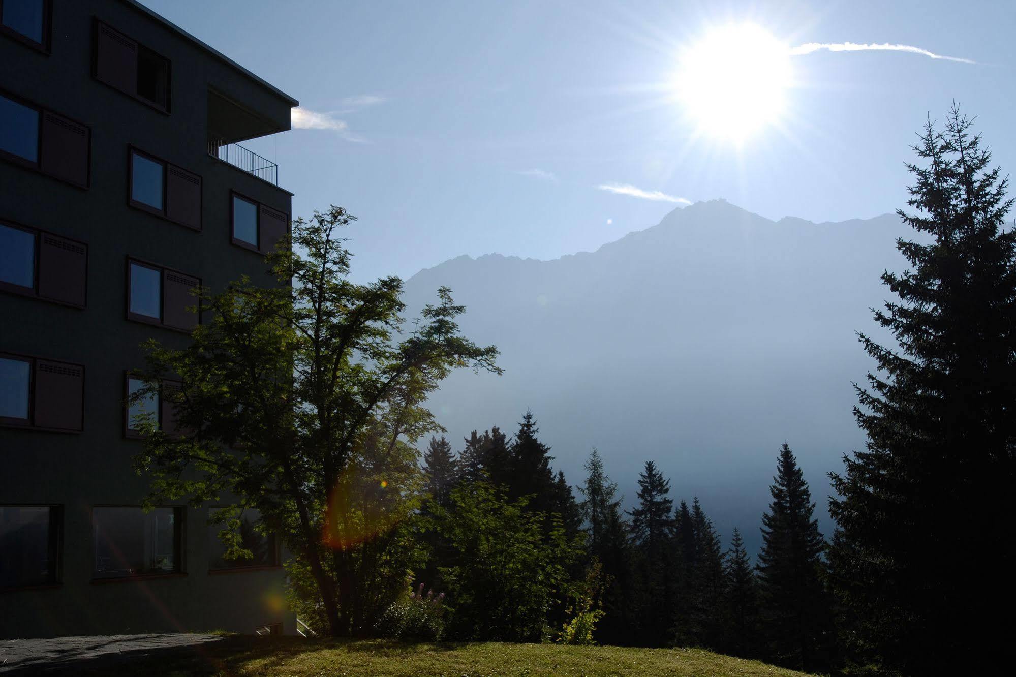 Valbella-Lenzerheide Youth Hostel المظهر الخارجي الصورة